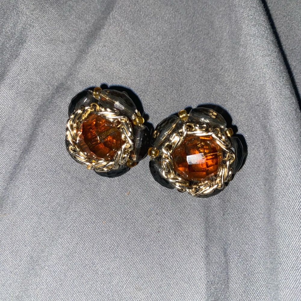 Egyptian earrings clip on